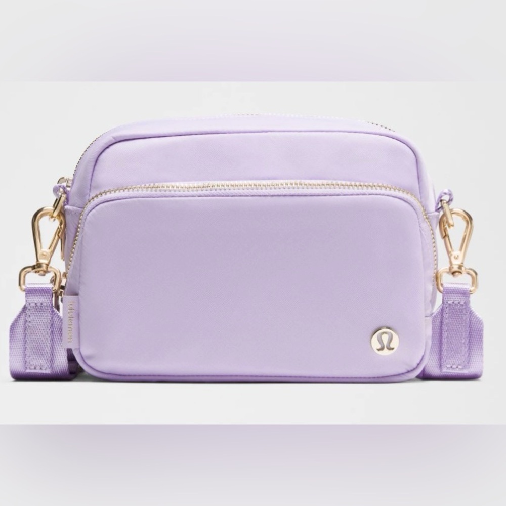 Lululemon everywhere crossbody bag 2L